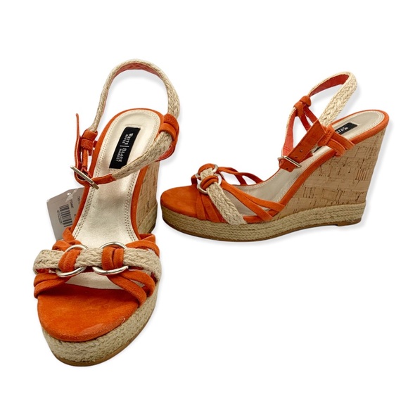 NWT White House Black Market Jupiter Coral Wedge - 7M - Picture 1 of 10
